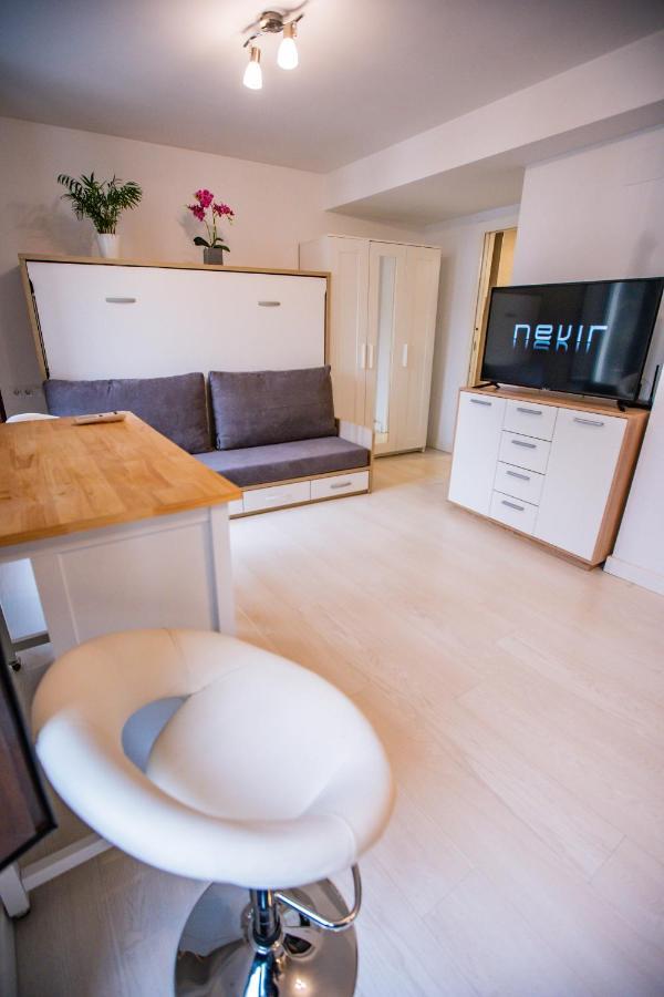 Apartment Puerta Del Tajo